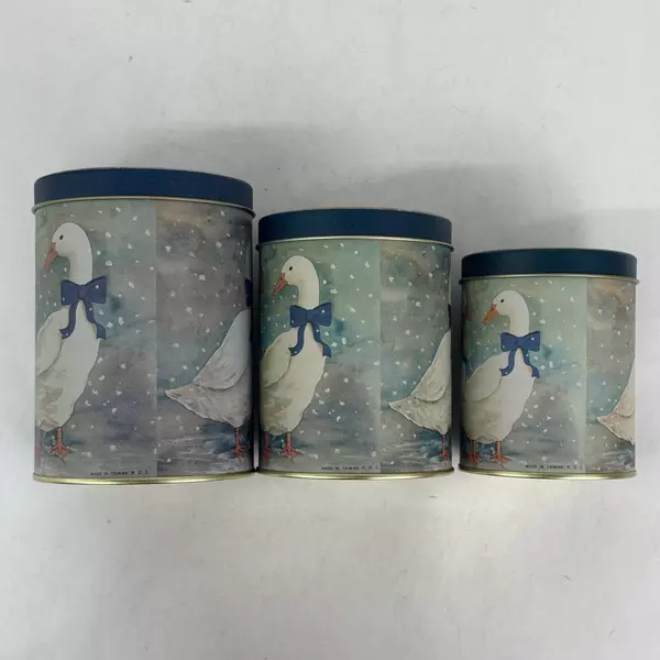 Vintage 80’s Nesting 3 Set Tins White Duck Bow In Winter Snowfall