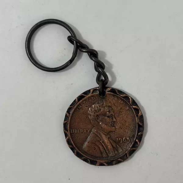 Lincoln Penny 1965 Copper Medallion Keychain Colonial Life & Accident Insurance