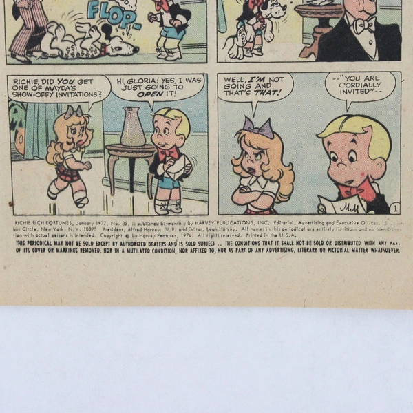 Vintage 1976 Richie Rich Fortunes No. 32 Comic Book Flawed