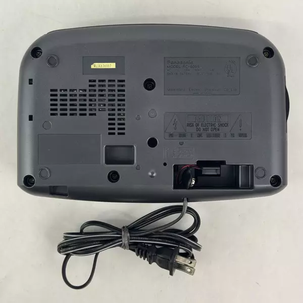 Panasonic Model RC-5099 AM-FM Alarm Clock Radio
