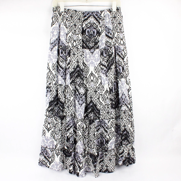 NWT Notations Zoane Colorway Gray and Black Flare Midi Skirt Women's Size Small