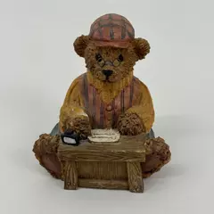 1999 Home Interiors Gifts Resin Bear Figurine Love Letters 14011-99