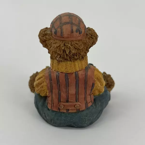 1999 Home Interiors Gifts Resin Bear Figurine Love Letters 14011-99