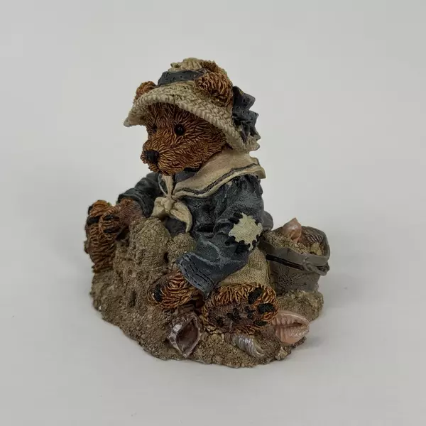 1993 Boyds Bears & Friends Figurine Forget Not That The Earth Delights To Feel L