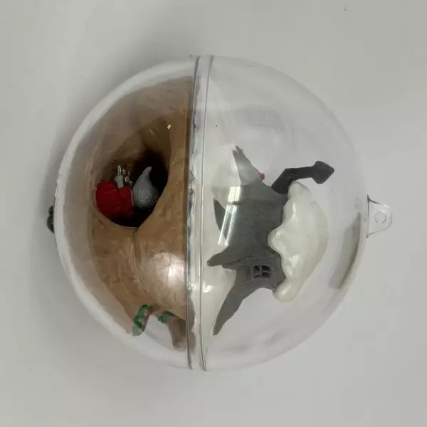 1991 Hallmark Keepsake Ornament Mole Family Home W/ Magic Flickering Lights