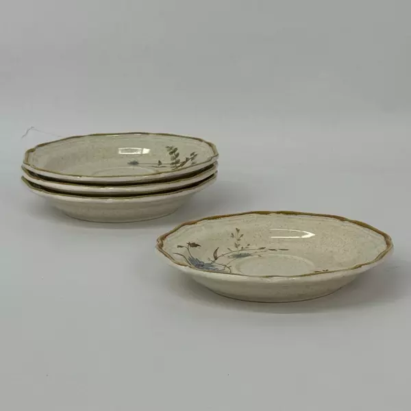 Mikasa Blue Daisies Saucers Set of 4 Excellent Condition 6 1/4”