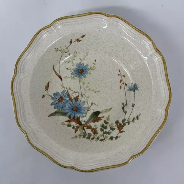 Mikasa Blue Daisies 9.75 Inch Stoneware Vegetable Bowl