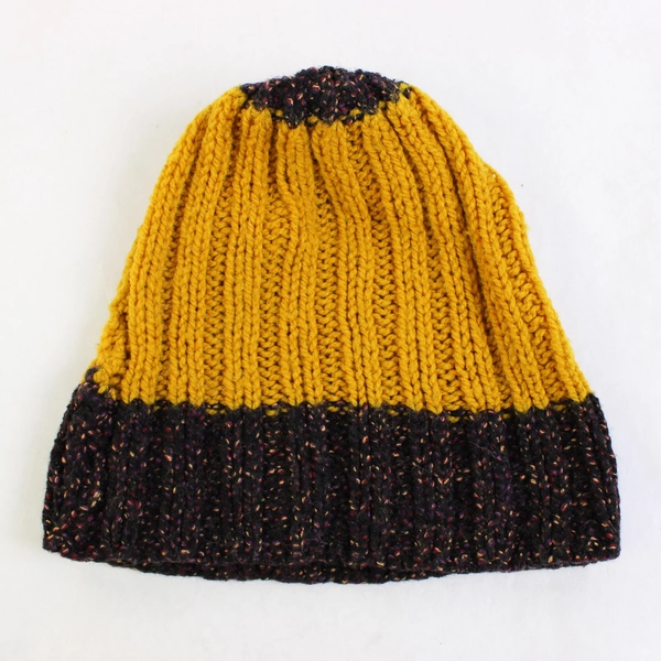  Lot of 4 Women's Handmade Knit Beanies One Size