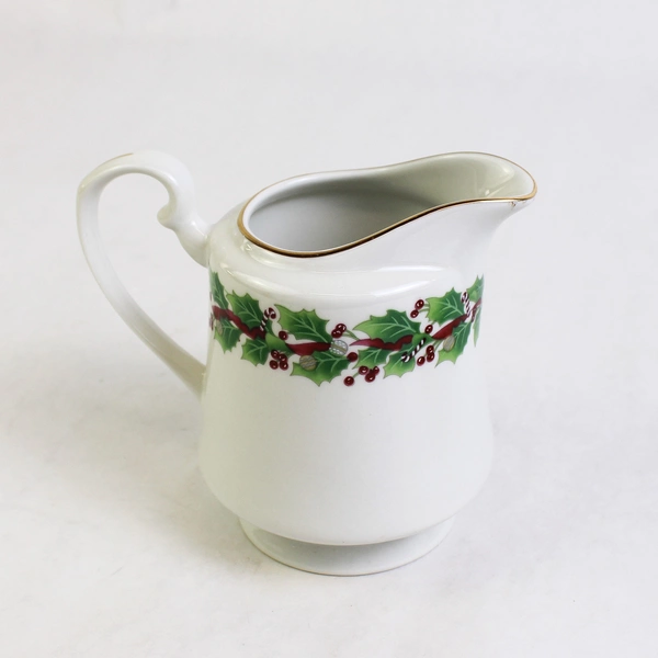 Lot Of 2 Sango Christmas Holly Pattern Creamer & Sugar Bowl W/ Lid Gold Trim