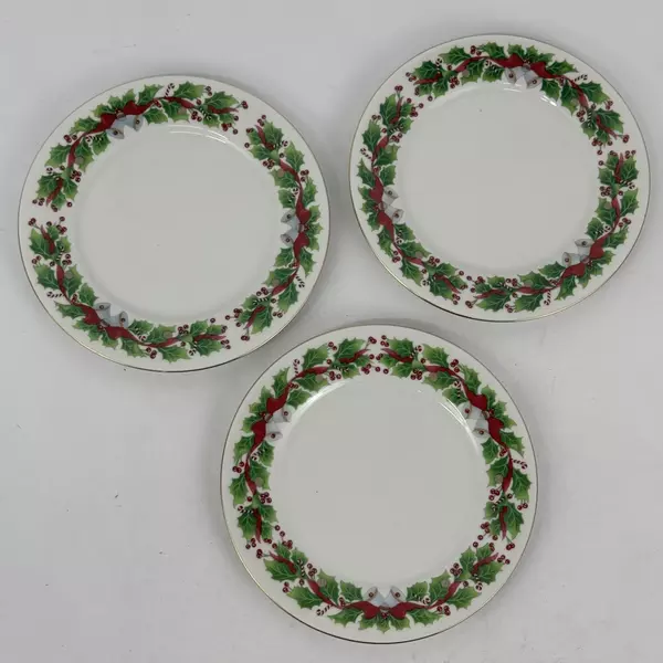Lot Of 3 Sango Christmas Holly Pattern Salad Plates Gold Trim 7.5" Diameter