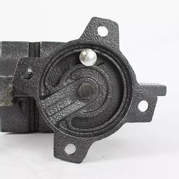 Bessey Light Duty 4.5" Bench Vice - 270° Swivel - BVHW45