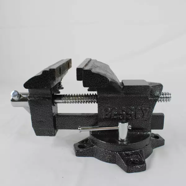Bessey Light Duty 4.5" Bench Vice - 270° Swivel - BVHW45
