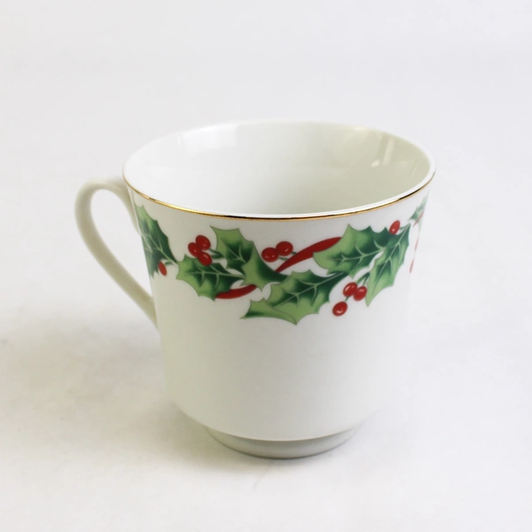 Lot Of 4 Sango Noel 1990 Christmas Pattern Footed Cups Gold Trim 8.5" Tall