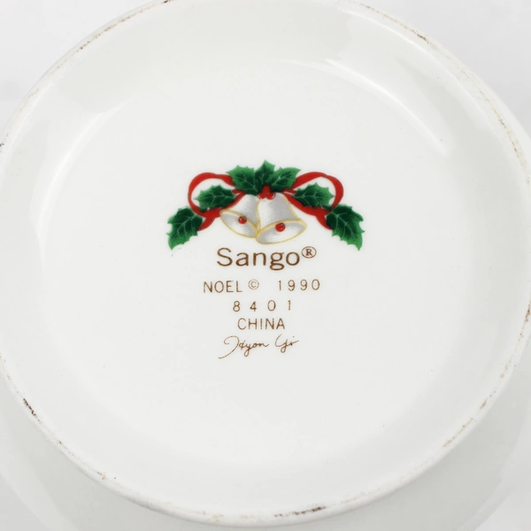 Sango Noel 1990 Christmas Pattern Sugar Bowl And Lid Gold Trim 5.25" Tall