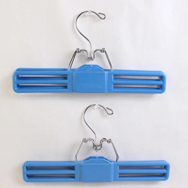 Lot of 5 Plastic Clamp Clothes Hangers White and Blue