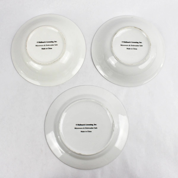 Lot Of 3 Hallmark Poinsettia & Holly Porcelain 2 Soup Bowls & 1 Salad Plate