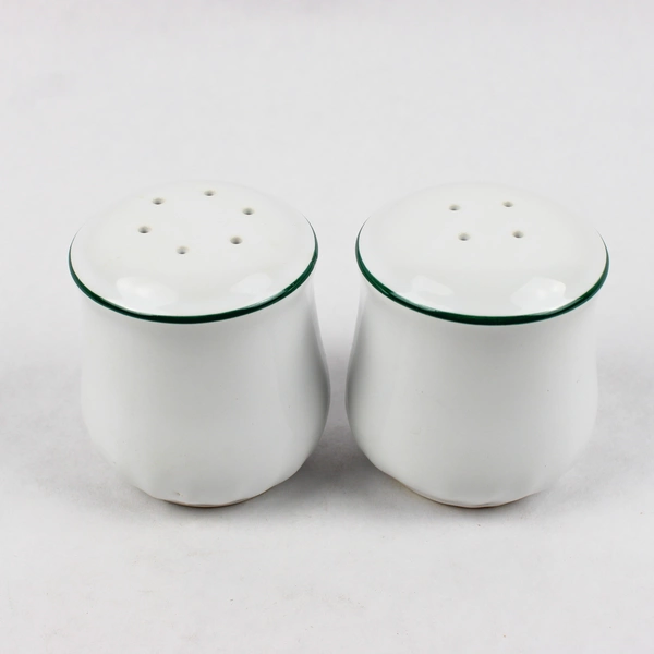 Set Of 2 Corning Callaway Holiday Corelle Pattern Salt & Pepper Shakers
