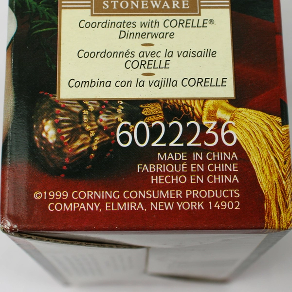 Set Of 2 Corning Callaway Holiday Corelle Pattern Salt & Pepper Shakers