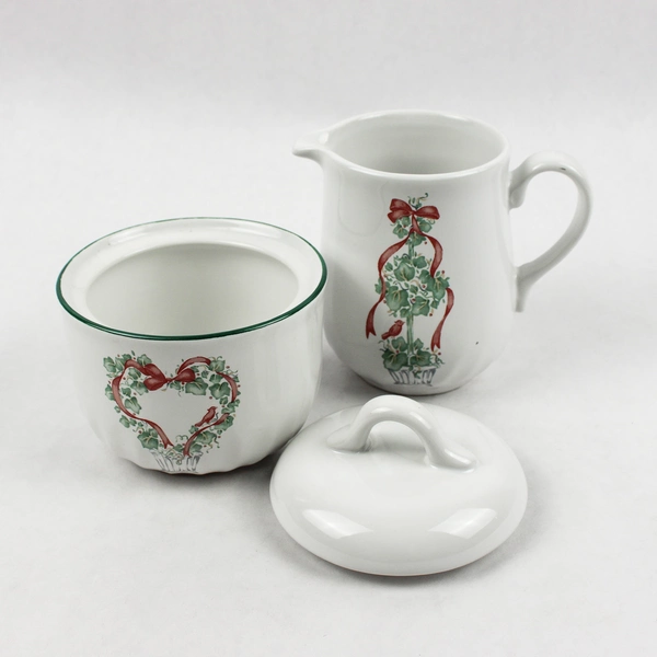 Set Of 2 Corning Callaway Holiday (Corelle) Pattern Sugar & Cream Set (W/ Lid)