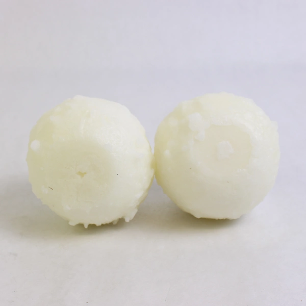 PartyLite 3 1/2" Snowball Pair Textured White Round Candles Q3510