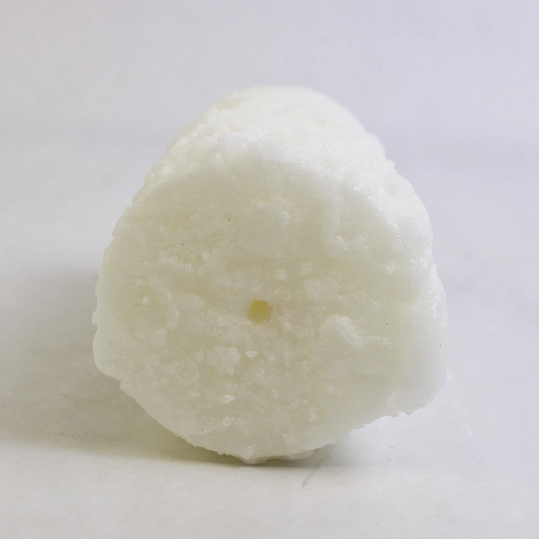 PartyLite C3688 Snowball Pillar Candle Textured White 6" Tall 3" Diameter