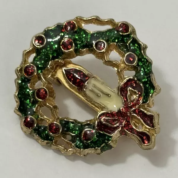 1" Rhinestone Wreath Candle Christmas Pin Red Green Holiday Goldtone Metal