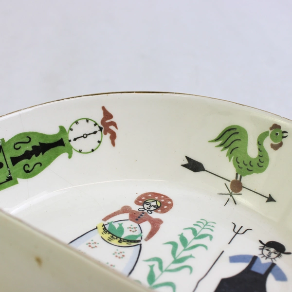 Vintage Penn Dutch By Royal Sealy Dish Bowl Gold Trim Farmer Design