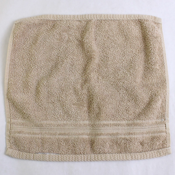 Set of 3 Beige Towels 2 Hand Towels 1 Washcloth 