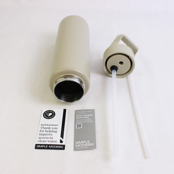Simple Modern Water Bottle Summit 2.0 W/ Manual Straw 30 Oz Almond Birch Color