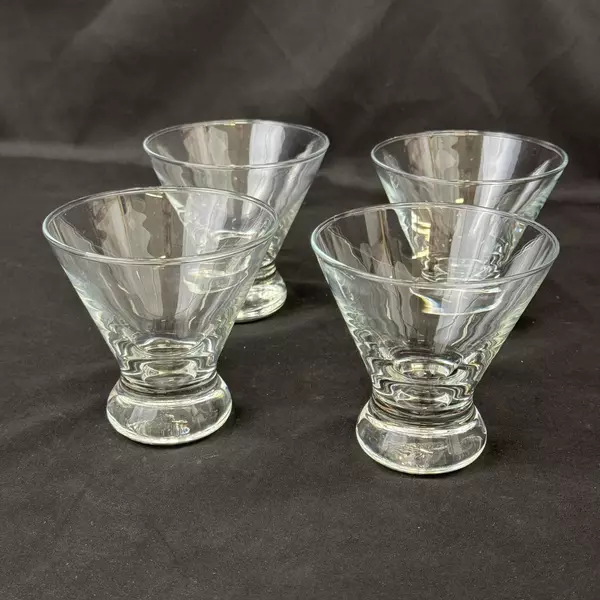 Set of 4 Clear Tapered Glass Martini Glasses With Heavy Bases