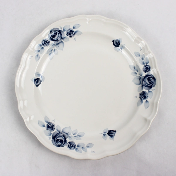 Pfaltzgraff Memories (Ceramic) Pattern Dinner Plate 10.5" Diameter 1.25" Tall