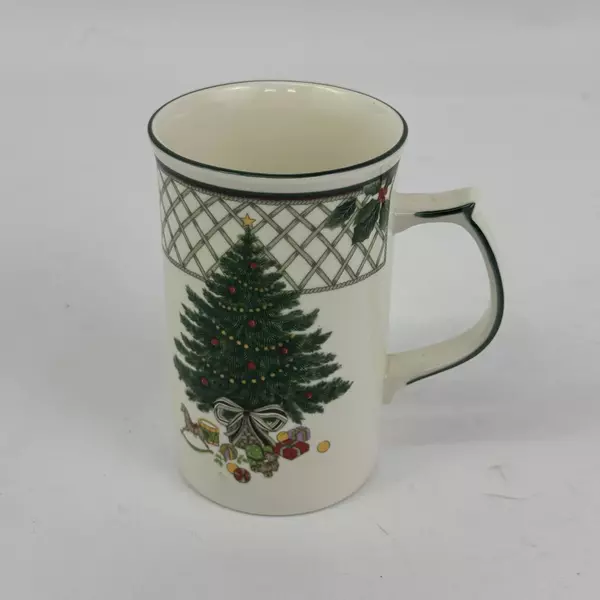 Mikasa Heritage Christmas Story Coffee Mug CAB08