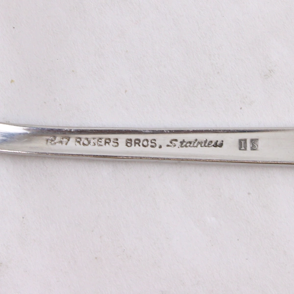 VTG Set of 4 International Silver Evangeline Stainless Steel Teaspoons