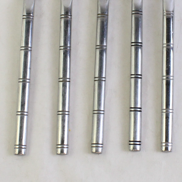 Lot Of 5 Hampton Silversmiths HSV119 (Stainless) Flatware Dinner Forks