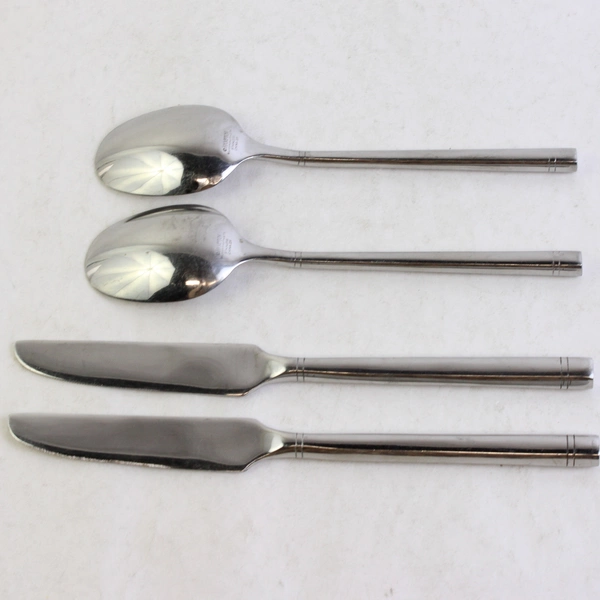 Lot Of 4 Hampton Silversmiths Ritz-Glossy (Stainless) Flatware 2 Soup & 2 Knives