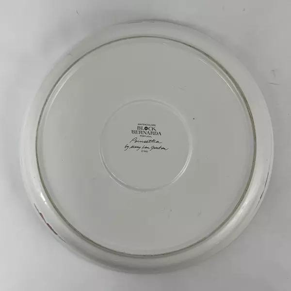 Block Bernarda Porcelain Poinsettia Chip Tray By Mary Lou Goertzen