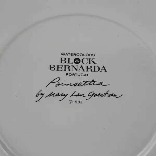 Block Bernarda Porcelain Poinsettia Chip Tray By Mary Lou Goertzen