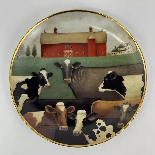 Franklin Mint Lowell Herrero The Gathering Collector Cow Plate American Folk