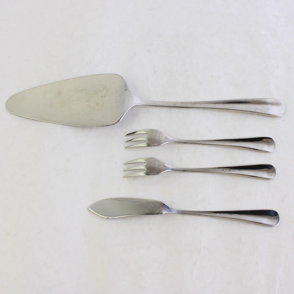 Lot Of 4 Retroneu Jamestown (Stainless) Flatware Pie Server, Master Butter Forks