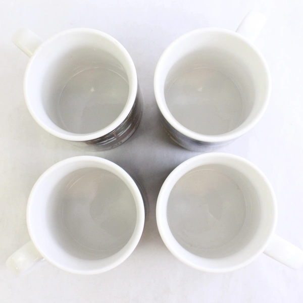 Set Of 4 International China A Christmas Story Pattern Ceramic Mugs