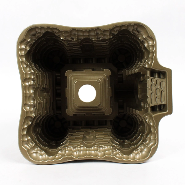 Nordic Ware Castle Bundt Pan 10 Cups Cast Aluminum Decorative Cake 4.5" Tall