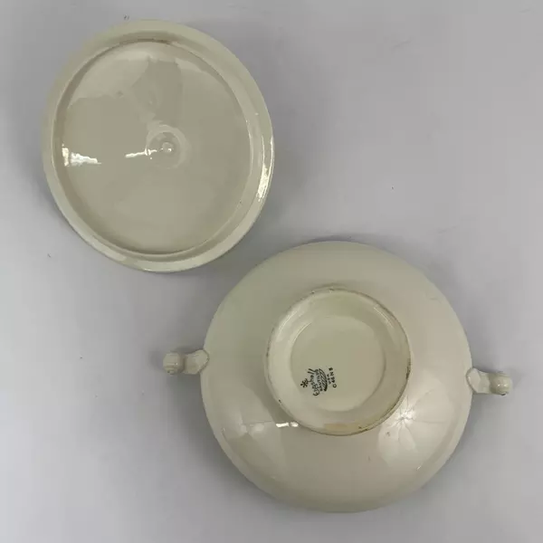 1946 Homer Laughlin Eggshell Nautilus Covered Vegetable Bowl Blue And Gold Bands