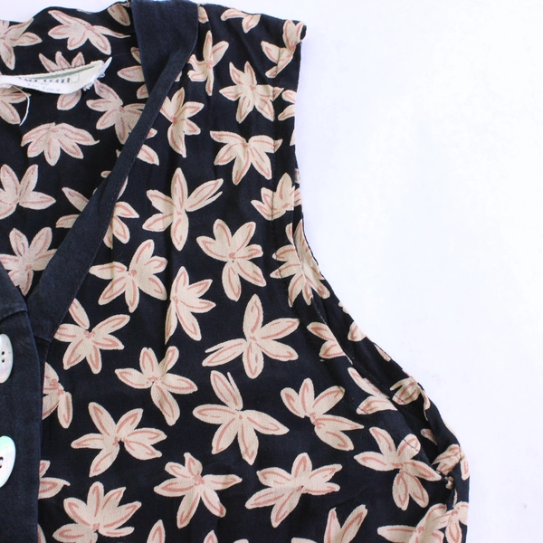 Sage Creek by Liz Ence Black and Beige Floral Button-Front Vest Women's Small