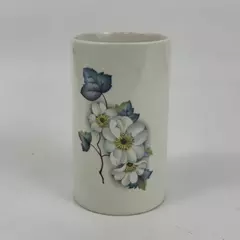 Vtg Sadler England Handmade Porcelain Vase White Flowers Blue Leaves Signed