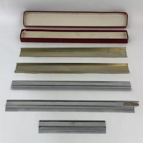 Studio Model SK 303 Knitting Machine with Accessories Case and Manual