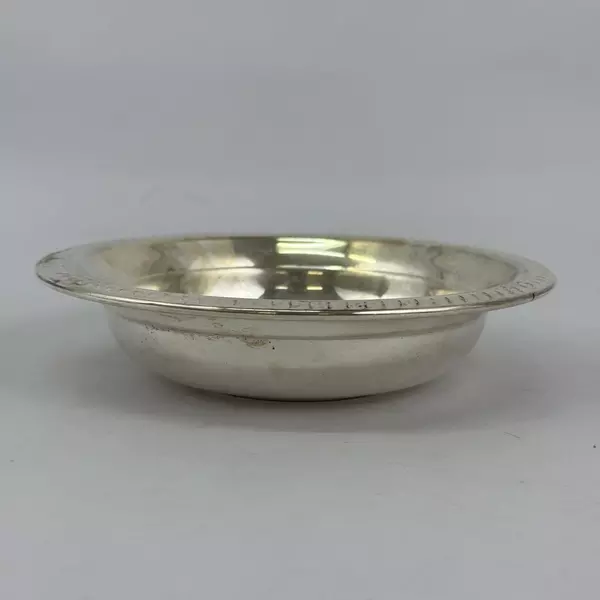 Vintage FB Rogers 1883 Silver Plate Candy Or Nut Dish 6.5 Inch