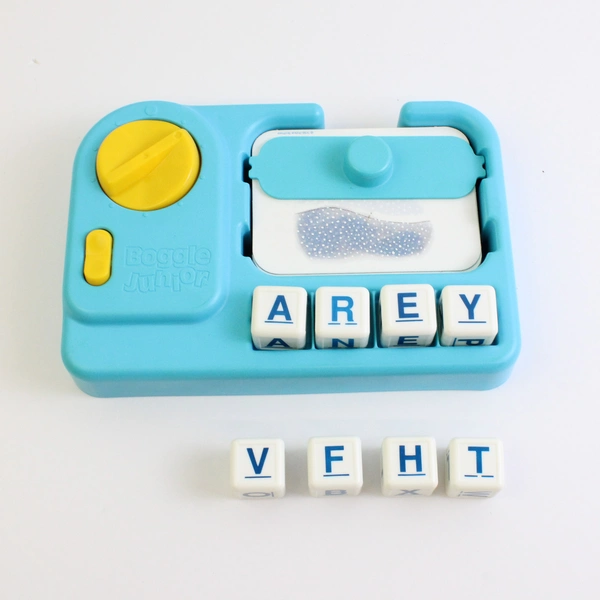 Vintage 1988 Parker Brothers Boggle Junior Educational Game Flawed