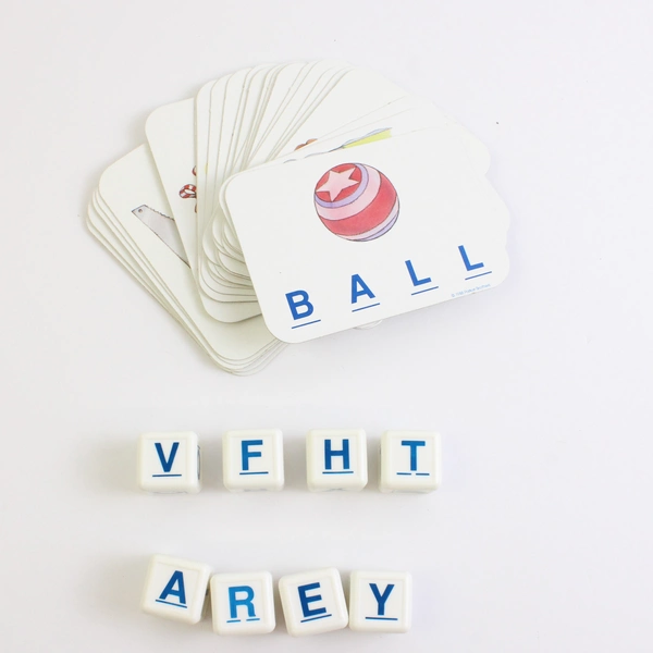 Vintage 1988 Parker Brothers Boggle Junior Educational Game Flawed