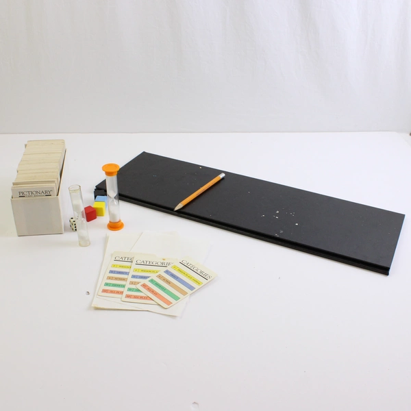 1985 Pictionary The Game of Quick Draw First Edition Board Game