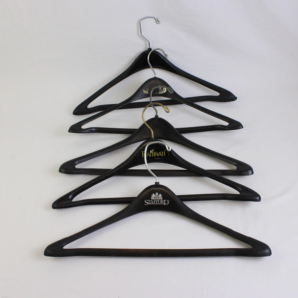 Lot of 5 Raffinati Black Curved Plastic Clothes Hanger with Pants Bar